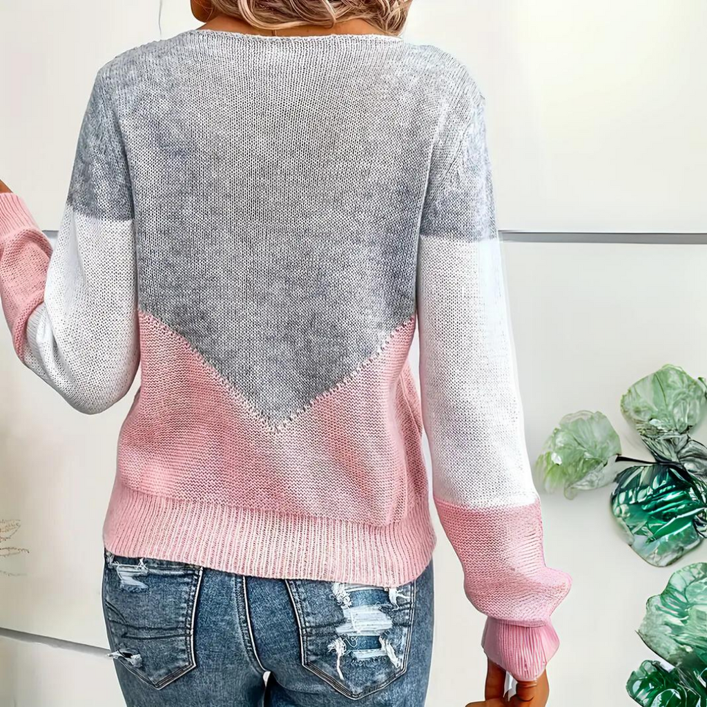 Damski sweter dzianinowy – bloki kolorów, ażurowy dekolt