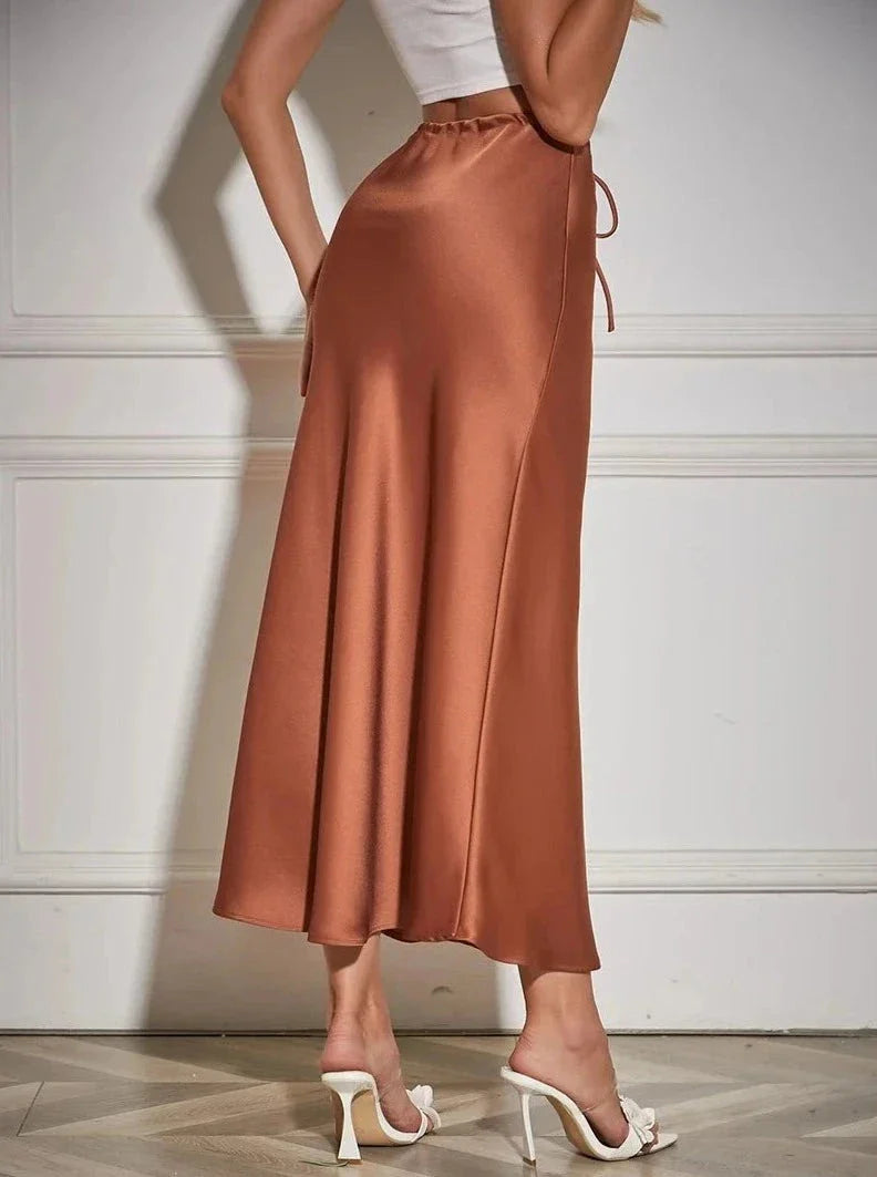 Satynowa Spódnica Maxi z Wysokim Stanem z Jedwabiu Ice-skirts-Moda Perla-Moda Perla