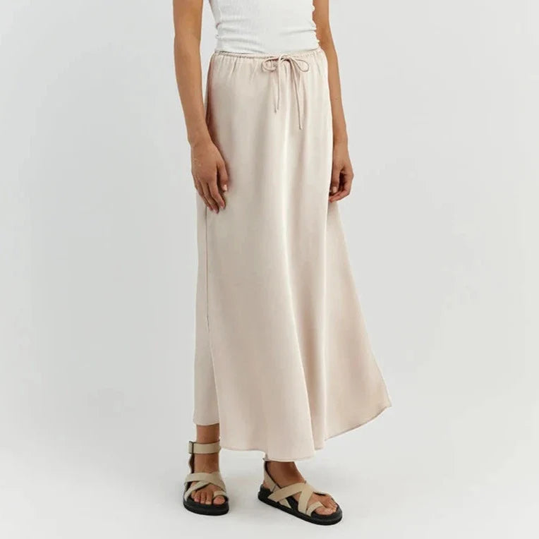 Satynowa Spódnica Maxi z Wysokim Stanem z Jedwabiu Ice-skirts-Moda Perla-Moda Perla