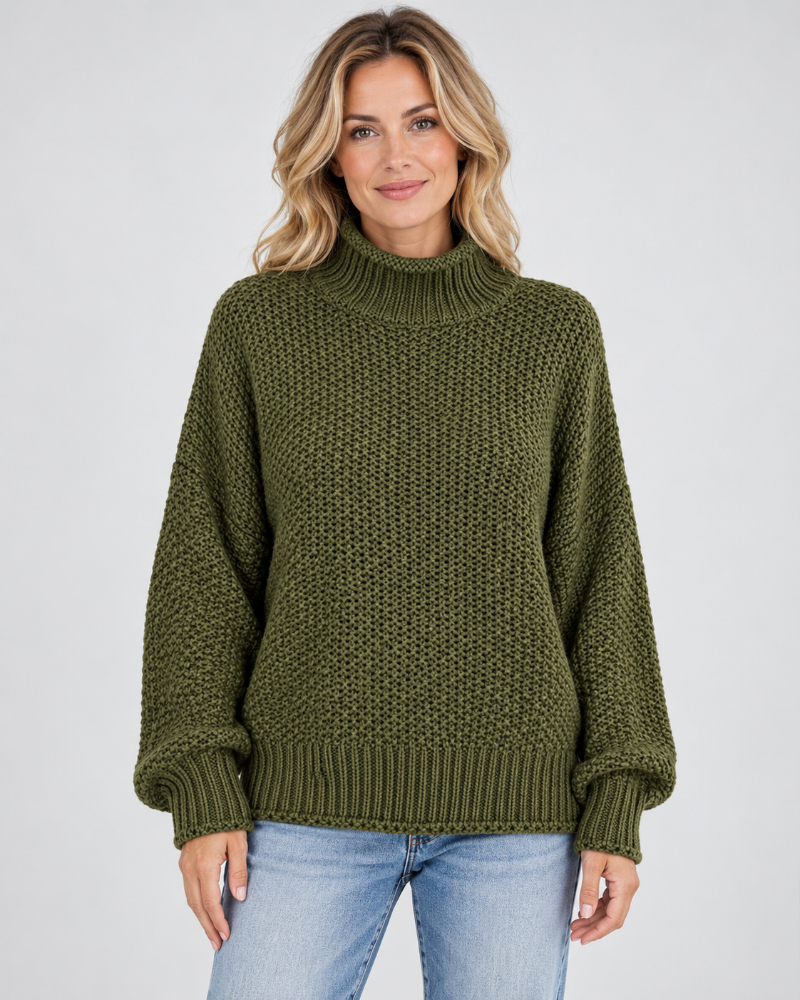 Damski sweter z golfem – gruby splot, luźny krój