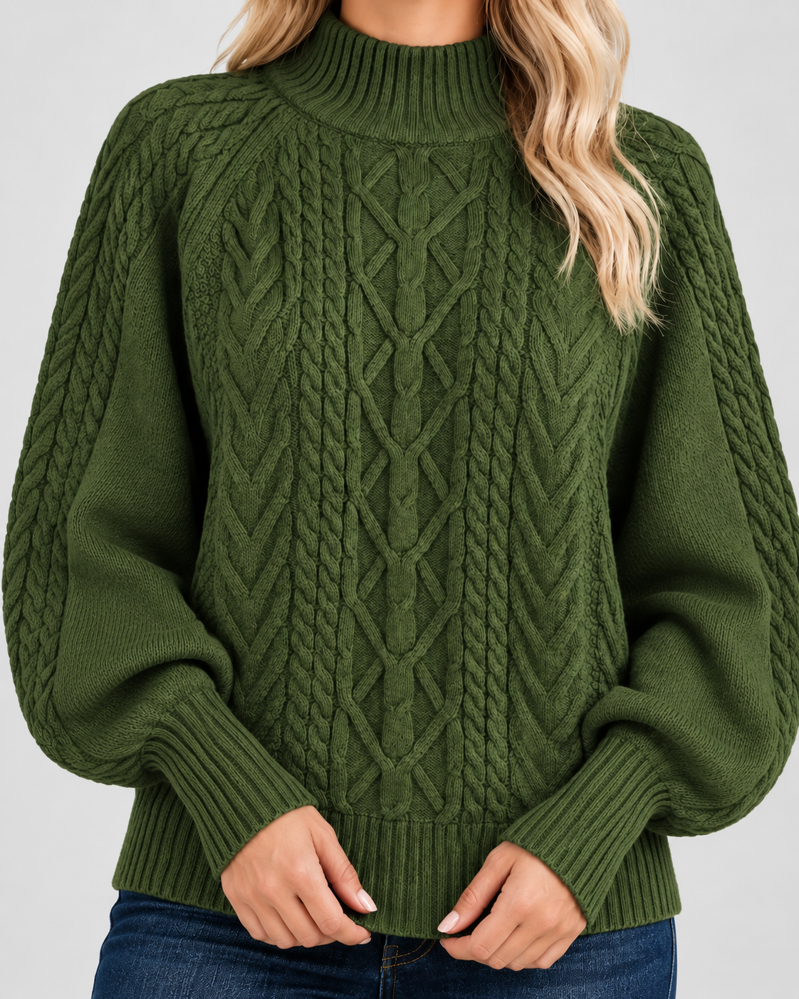 Damski sweter warkoczowy – z półgolfem, bufiaste rękawy