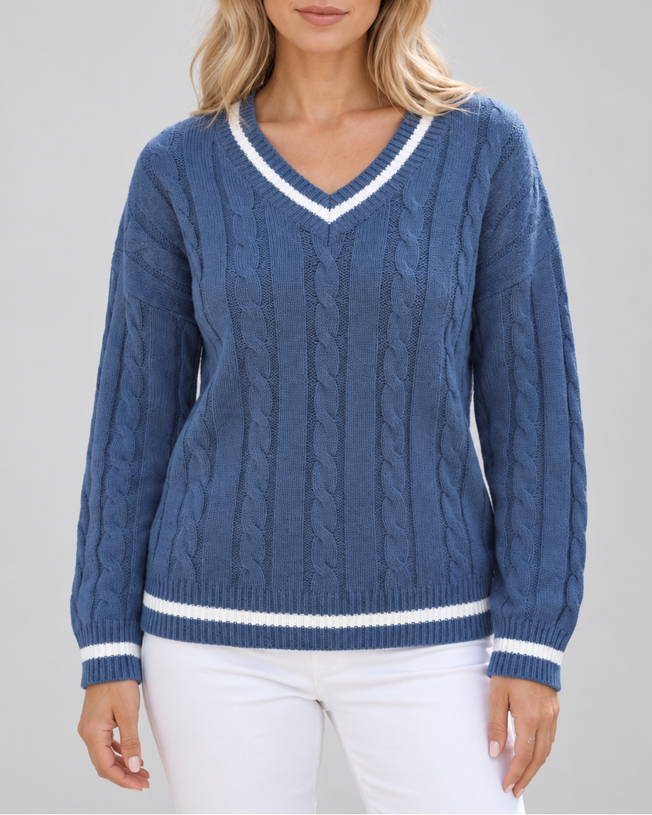 Damski sweter warkoczowy – dekolt w serek, w paski