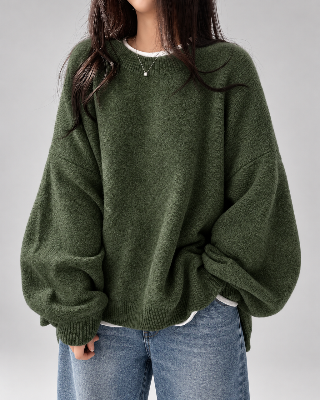 Damski sweter oversize – okrągły dekolt, bufiaste rękawy