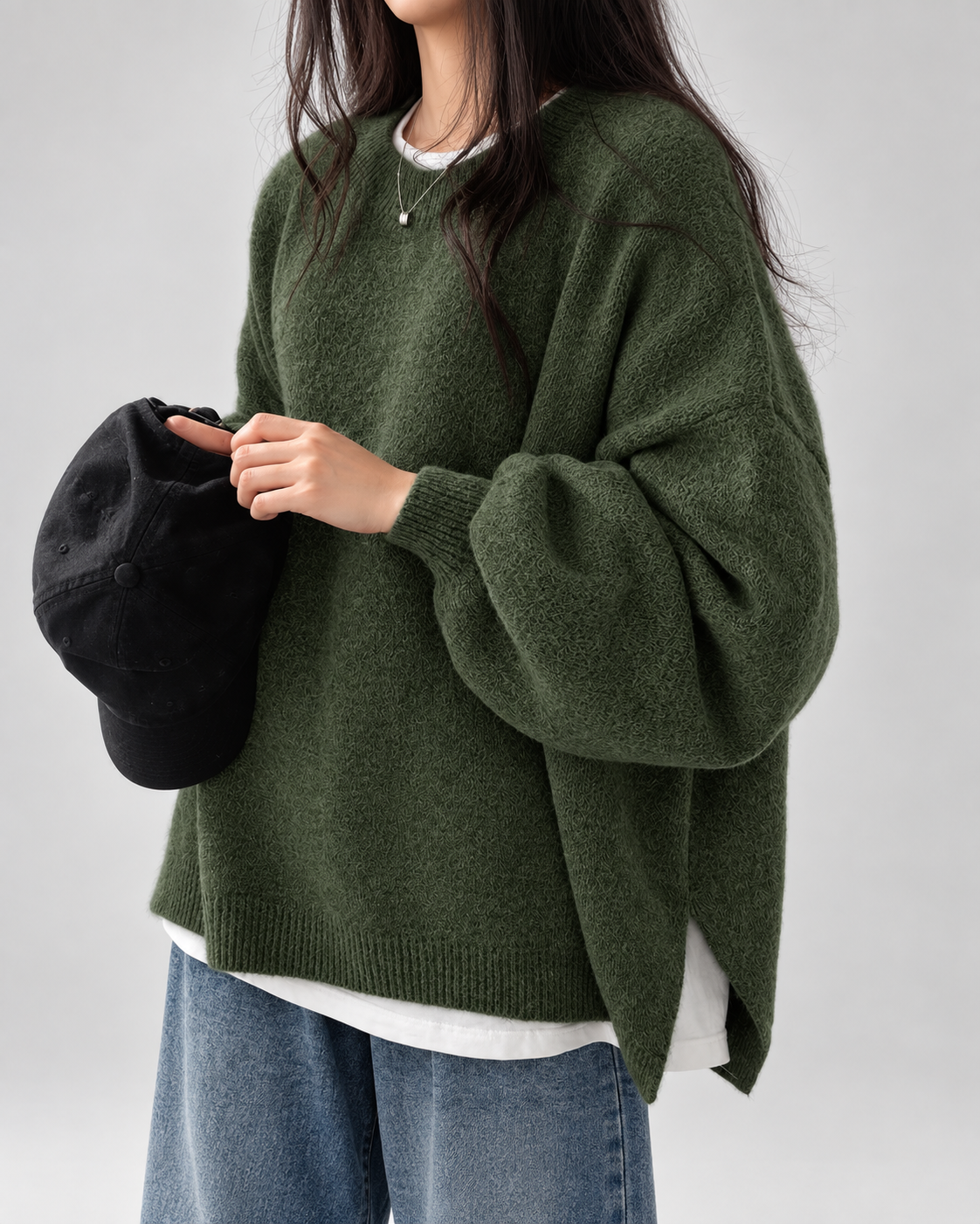 Damski sweter oversize – okrągły dekolt, bufiaste rękawy