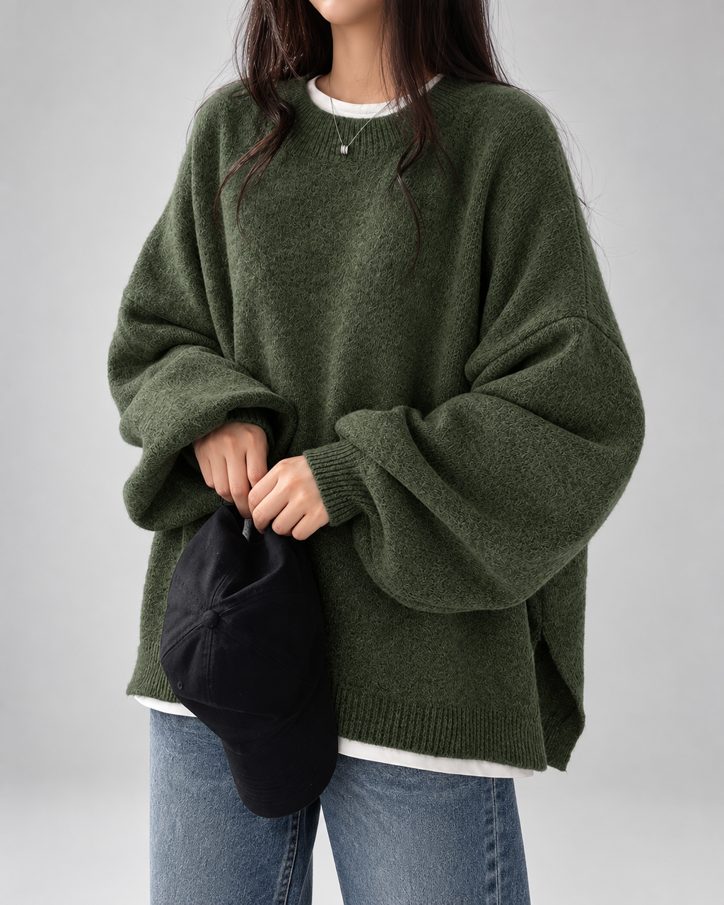Damski sweter oversize – okrągły dekolt, bufiaste rękawy