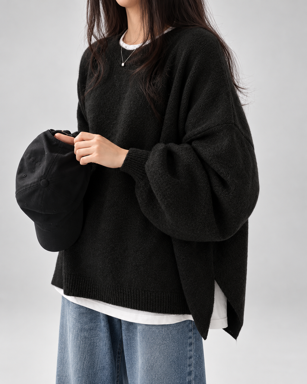 Damski sweter oversize – okrągły dekolt, bufiaste rękawy